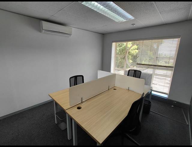 23M² OFFICE TO LET IN BRYANSTON